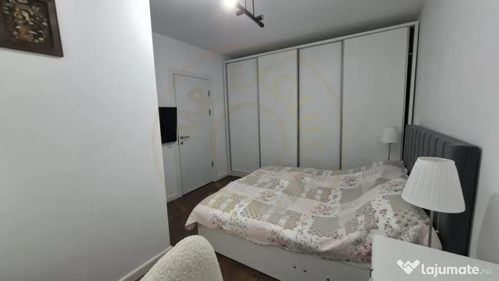 Studio modern bloc nou cu gradina proprie si loc de parcare