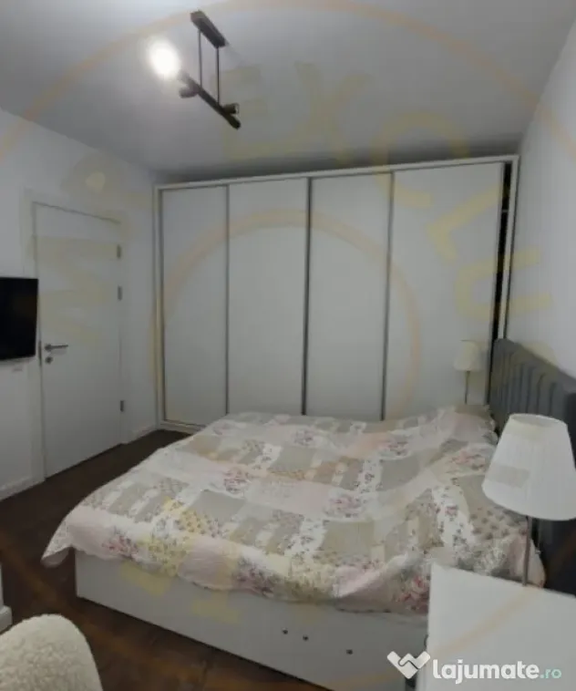 Studio modern bloc nou cu gradina proprie si loc de parcare