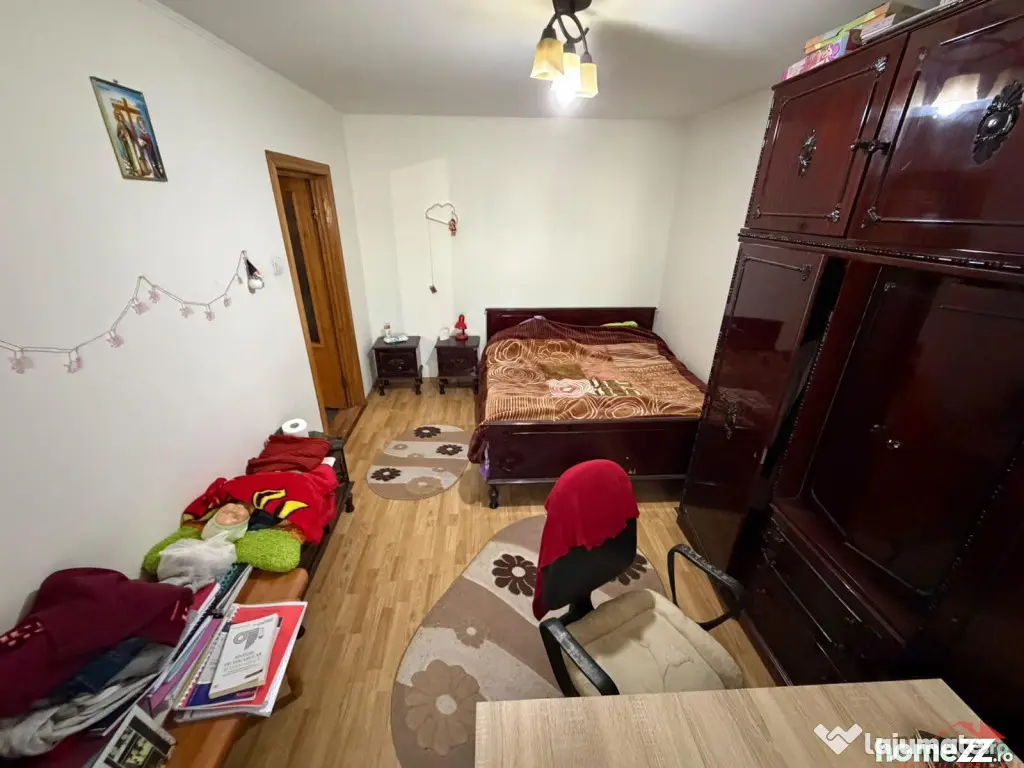 Apartament 3 camere, parter , zona fosta Autogara