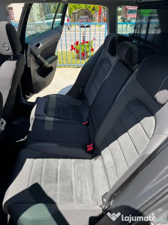 Volkswagen Golf 7.5 Highline – 2.0 TDI 150 CP DSG 7 trepte – An 2020