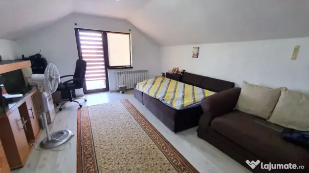 Casa 300 mp cu teren 430 mp Calea Poplacii
