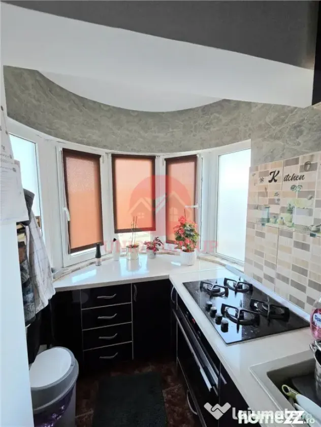 Apartament Superb, 2 Camere, Decomandat, Centru Navodari