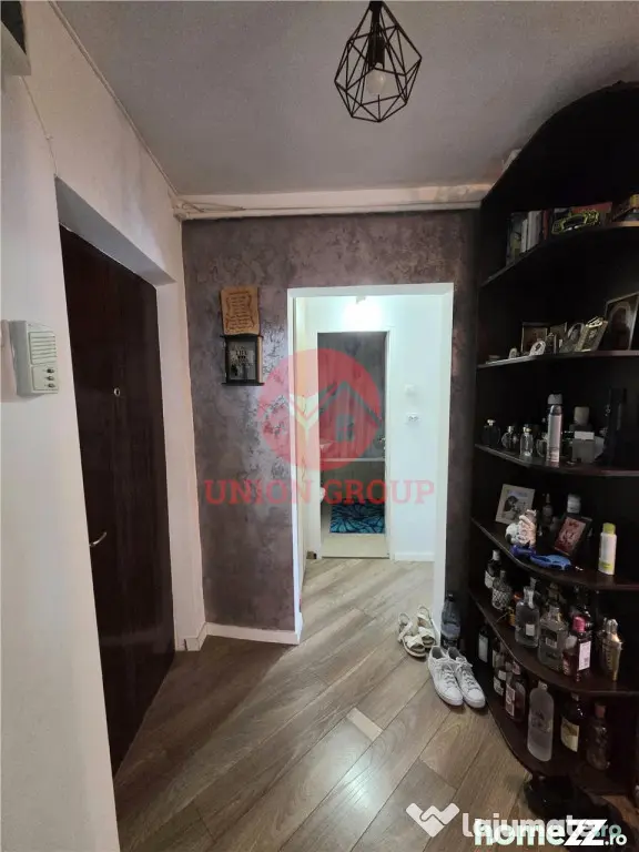 Apartament Superb, 2 Camere, Decomandat, Centru Navodari