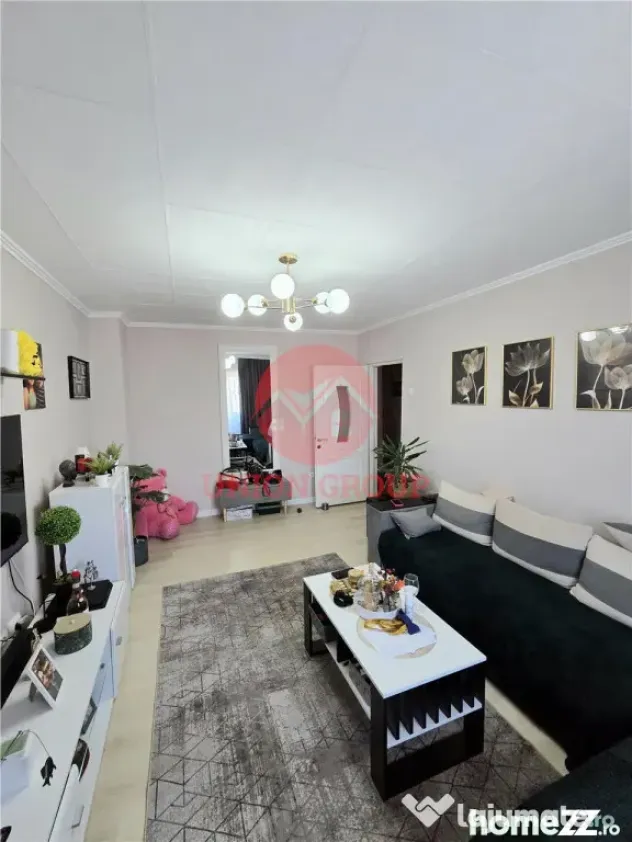 Apartament Superb, 2 Camere, Decomandat, Centru Navodari