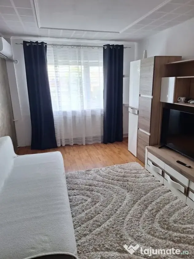 Regim hotelier, 2 camere, Micro 17, 200 lei/noapte