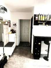 SOARELUI - ETAJ 2 - BLOC IZOLAT - 3 CAMERE - 2 BAI - CENTRAL 