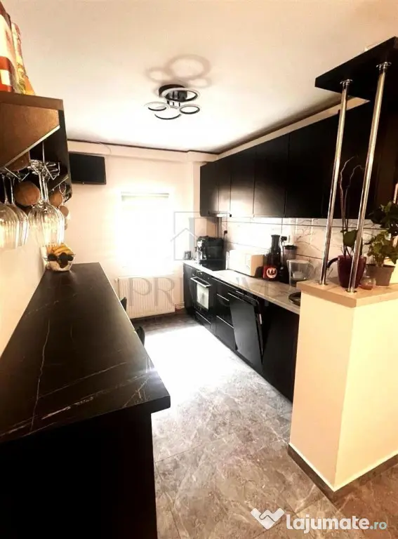 SOARELUI - ETAJ 2 - BLOC IZOLAT - 3 CAMERE - 2 BAI - CENTRAL