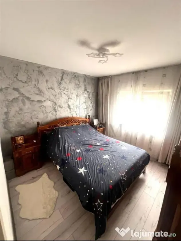 SOARELUI - ETAJ 2 - BLOC IZOLAT - 3 CAMERE - 2 BAI - CENTRAL