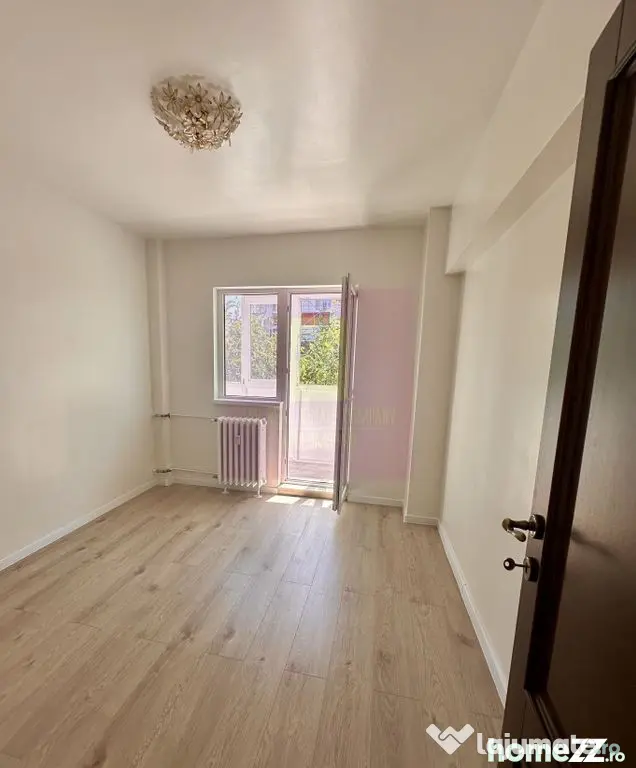 Apartament 4 camere Stefan Cel Mare-Badea Cartan