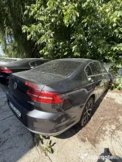 Volkswagen Passat, 2018 (IL08SCG).