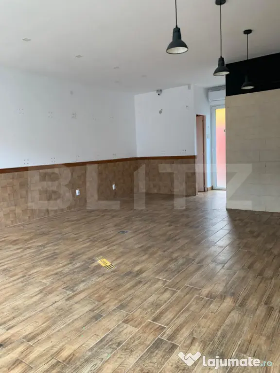 Spațiu comercial de vânzare în zona 7 Noiembrie