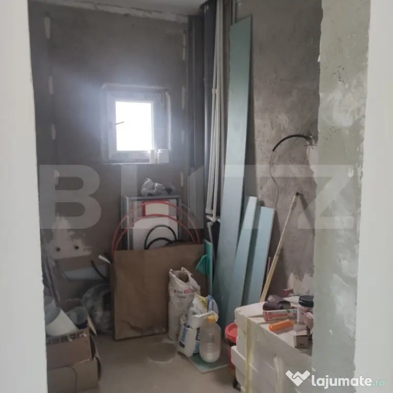 Apartament tip spațiu comercial cu terasă spectaculoasă ?