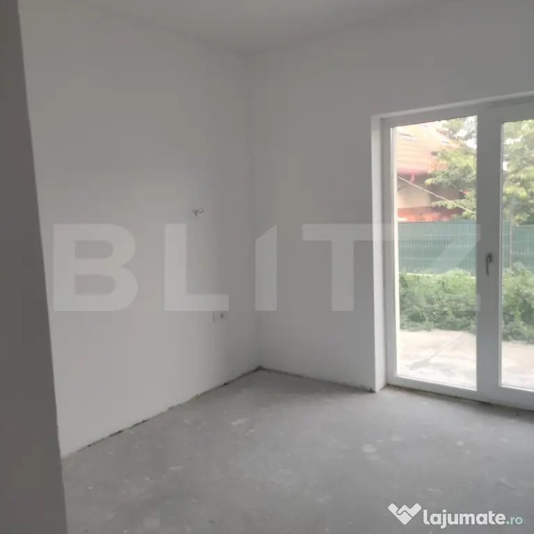 Apartament tip spațiu comercial cu terasă spectaculoasă ?