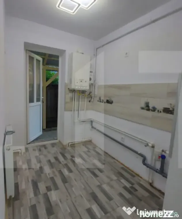 Apartament cu 3 camere, decomandate, recent renovat, Targu S - Targu Secuiesc (Covasna)