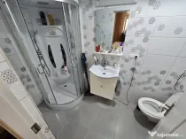 Vand apartament cu 3 camere
