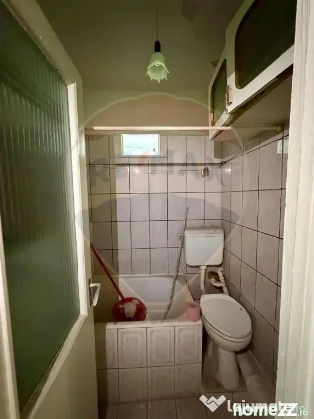 Apartament cu 3 camere de vânzare în zona Bahne
