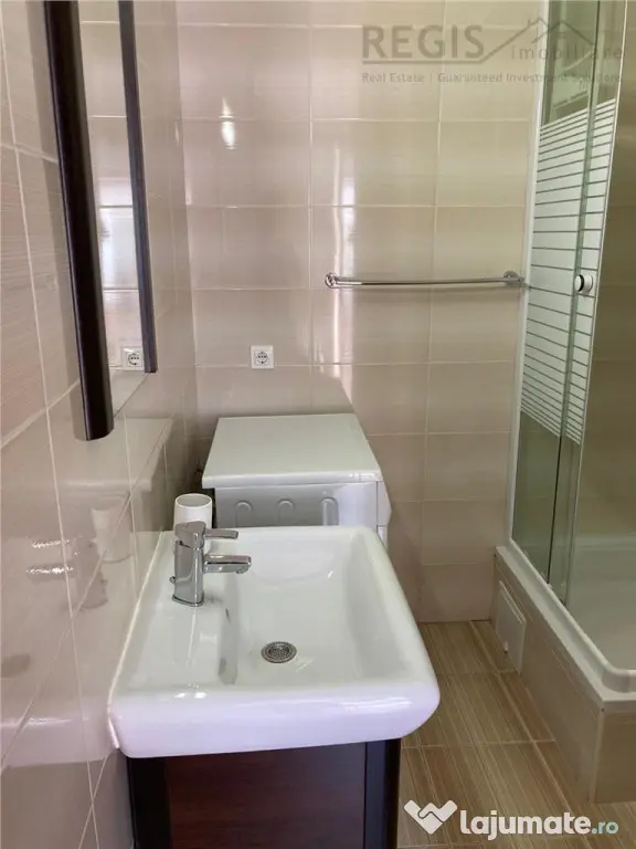 Apartament de 3 camere in zona Centrul Istoric termen scurt