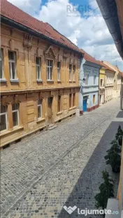 Apartament de 3 camere in zona Centrul Istoric termen scurt