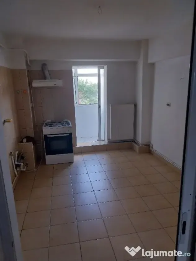 Spatios! Apartament 3 camere decomandat, ans. Dorobantilor.