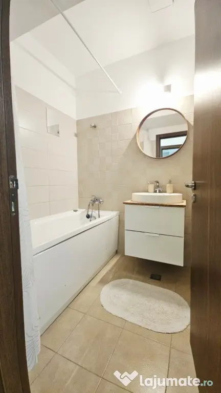 Rotar 1 Pacii, apartament 2 camere. Loc parcare