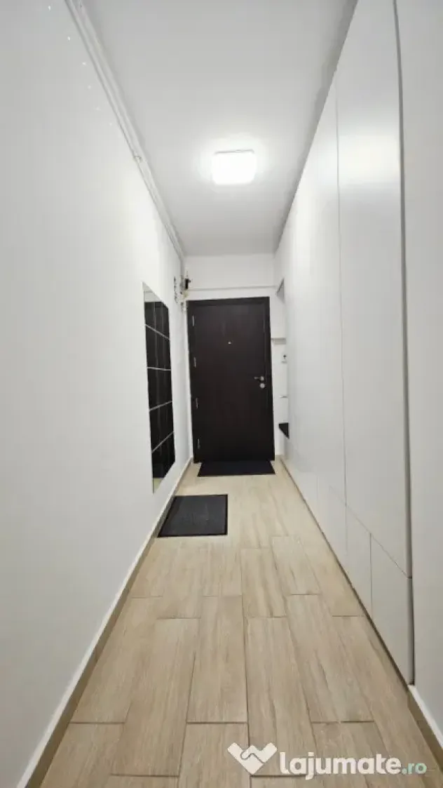 Rotar 1 Pacii, apartament 2 camere. Loc parcare