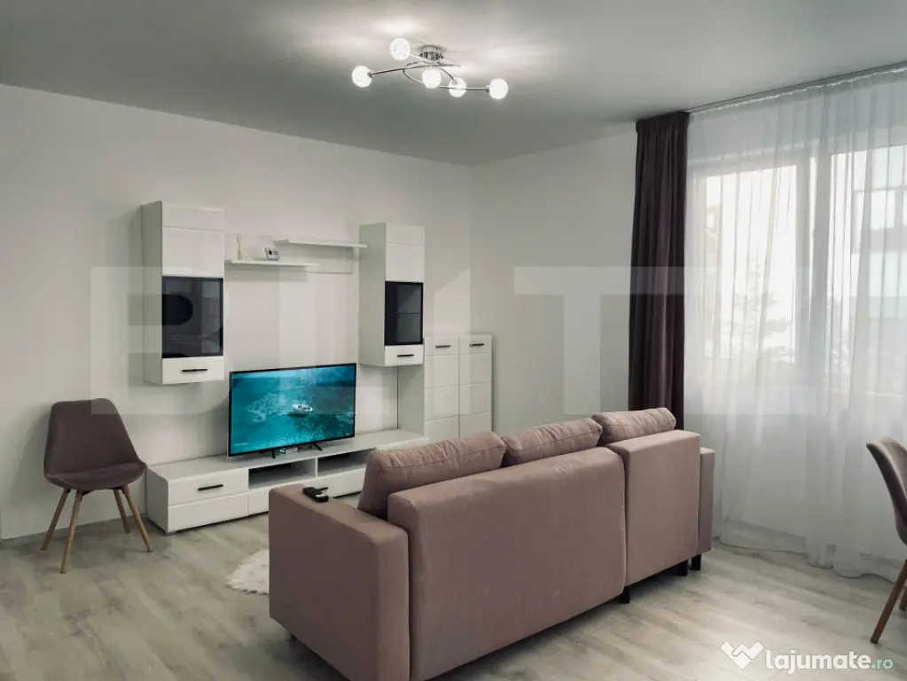 Apartament semidecomandat cu 2 camere, 53 mp, zona Teilor