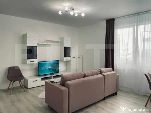 Apartament semidecomandat cu 2 camere, 53 mp, zona Teilor