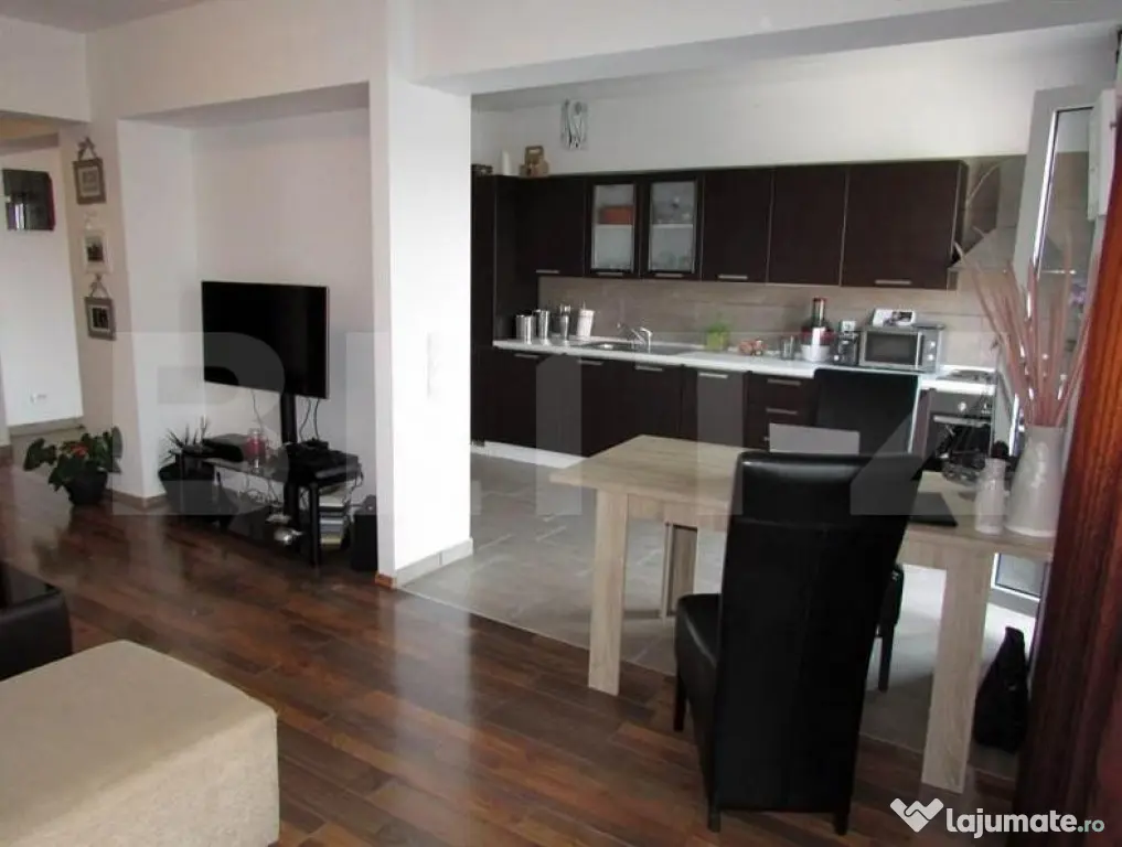 2 camere, mobilat modern, A.C., zona Plopilor Vest