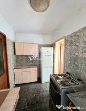 Apartament 3 camere zona Parc Tabacarie 