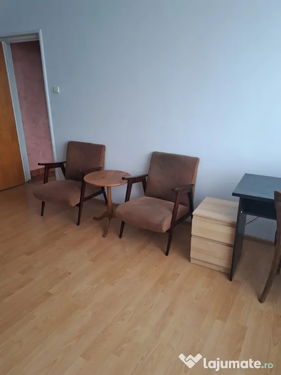 Apartament 2 camere de inchiriat Bucuresti Sector 4 Str Huedin