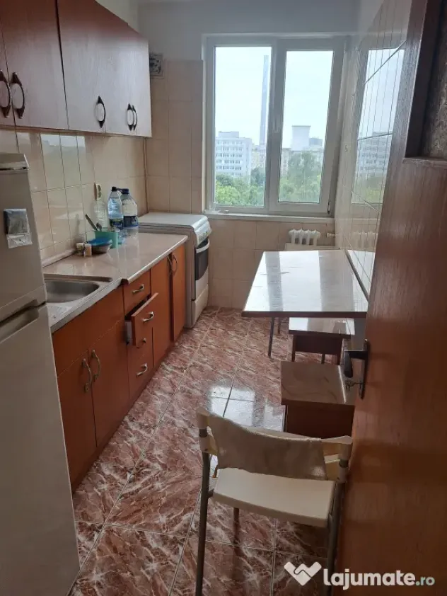 Apartament 2 camere de inchiriat Bucuresti Sector 4 Str Huedin