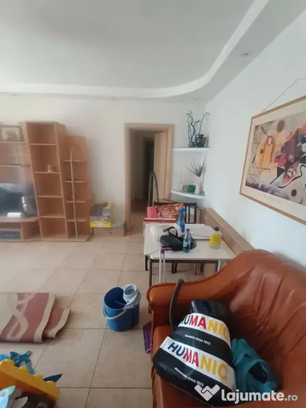 Apartament doua camere Romana