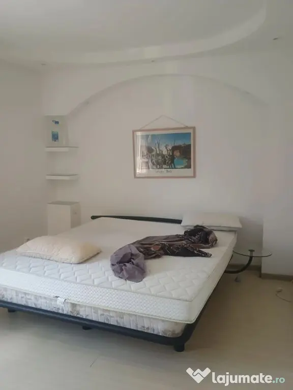 Apartament doua camere Romana
