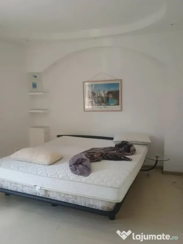 Apartament doua camere Romana