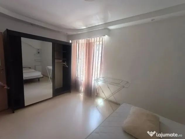Apartament doua camere Romana