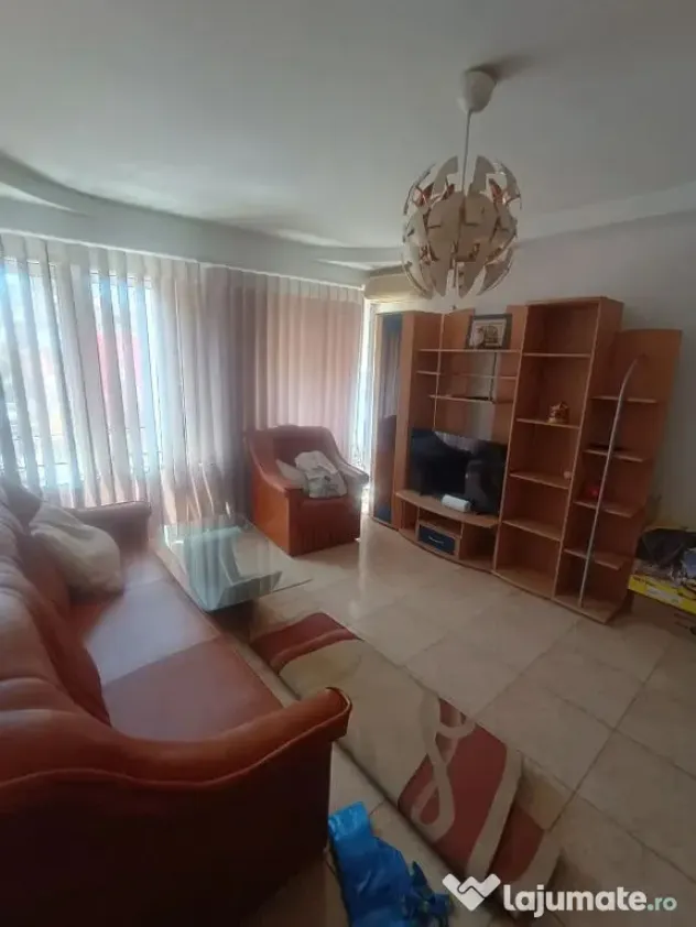 Apartament doua camere Romana