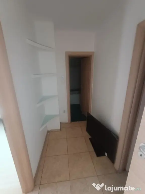 Apartament doua camere Romana