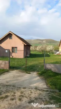 Vând casă în Jud. Alba, Sat Benic, comuna Galda de Jos