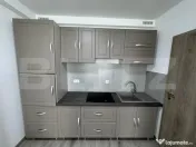 Apartament 2 camere, modern, semidecomandat, zona: Aeroport