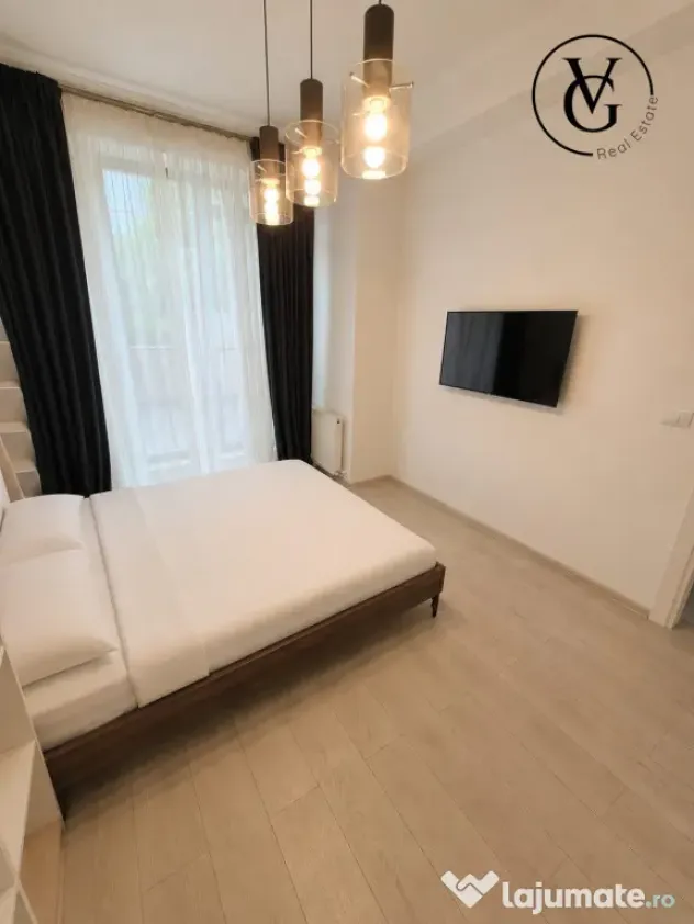 Garsoniera + curte privata - Solid Residence