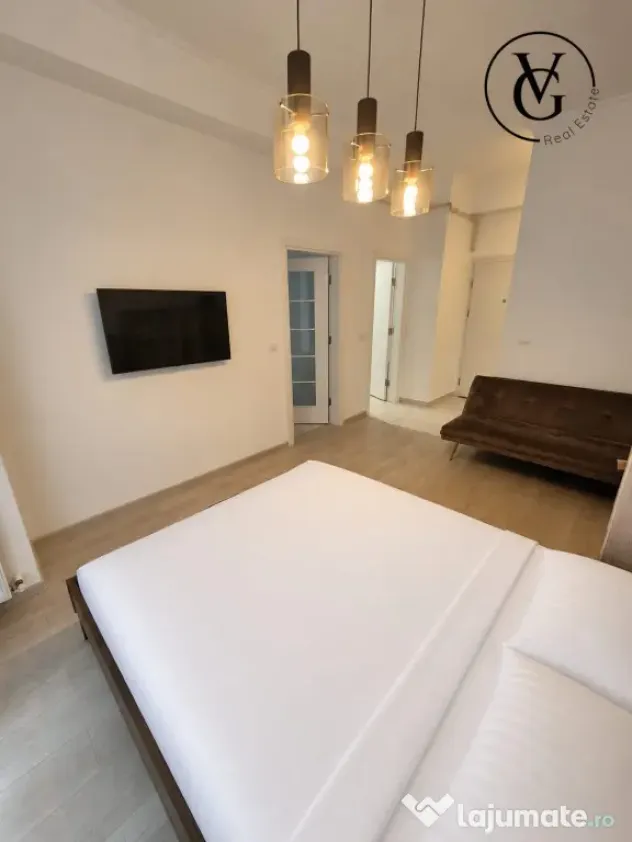 Garsoniera + curte privata - Solid Residence
