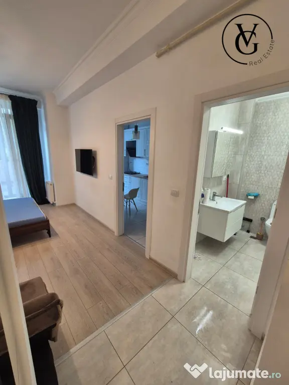 Garsoniera + curte privata - Solid Residence