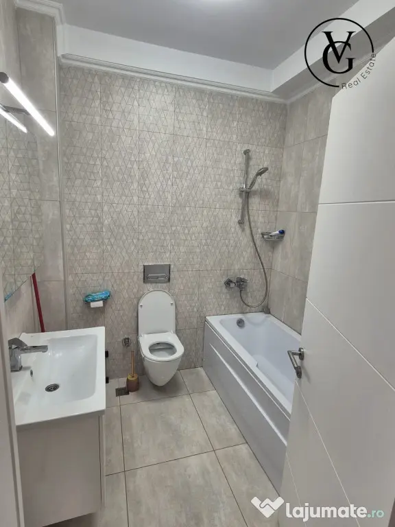 Garsoniera + curte privata - Solid Residence