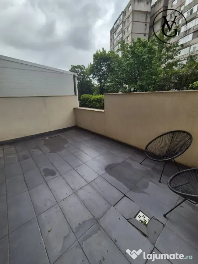 Garsoniera + curte privata - Solid Residence