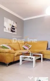 Închiriez apartament 