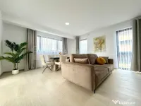 Casă premium 4 camere | Prima închiriere| 3 băi | Pet ... 