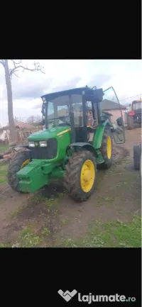 John Deere 5065E 