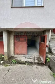 Apartament de vânzare 3 camere + garaj cu acces la boxă...