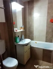 LIPOVEI - PARTER INALT - 3 cam - 2 bai - centrala proprie - 