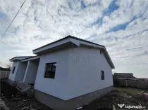 Duplex pe parter - zona excelenta - toate utilitatile - pers